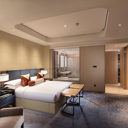 Hilton Jinan South Hotel & Residences Экстерьер фото