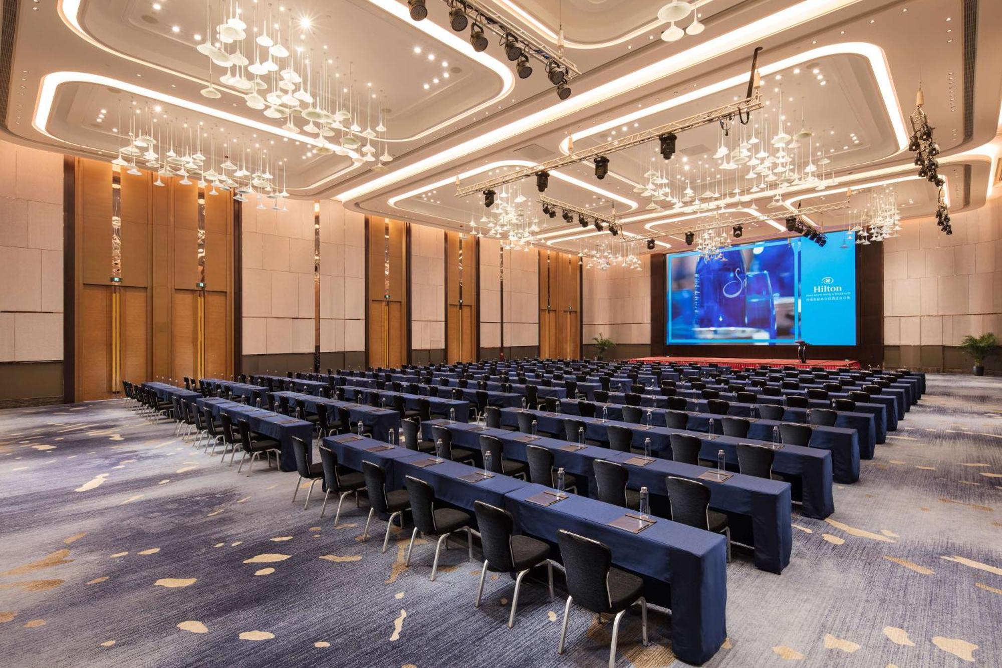 Hilton Jinan South Hotel & Residences Экстерьер фото